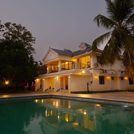 Riveria Portico - River Side 6 Bedroom Private Pool Bungalow North Paravur エクステリア 写真